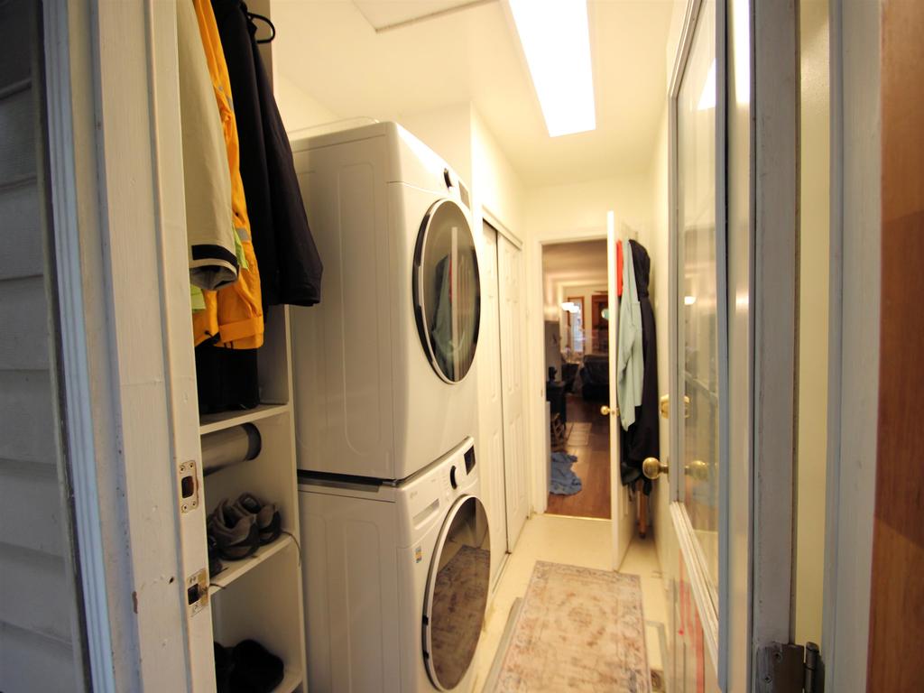 Listing Image for R3090089