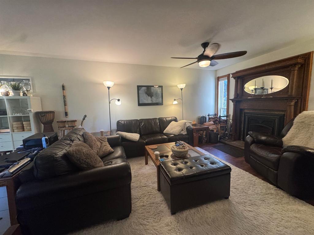 Listing Image for R3090089