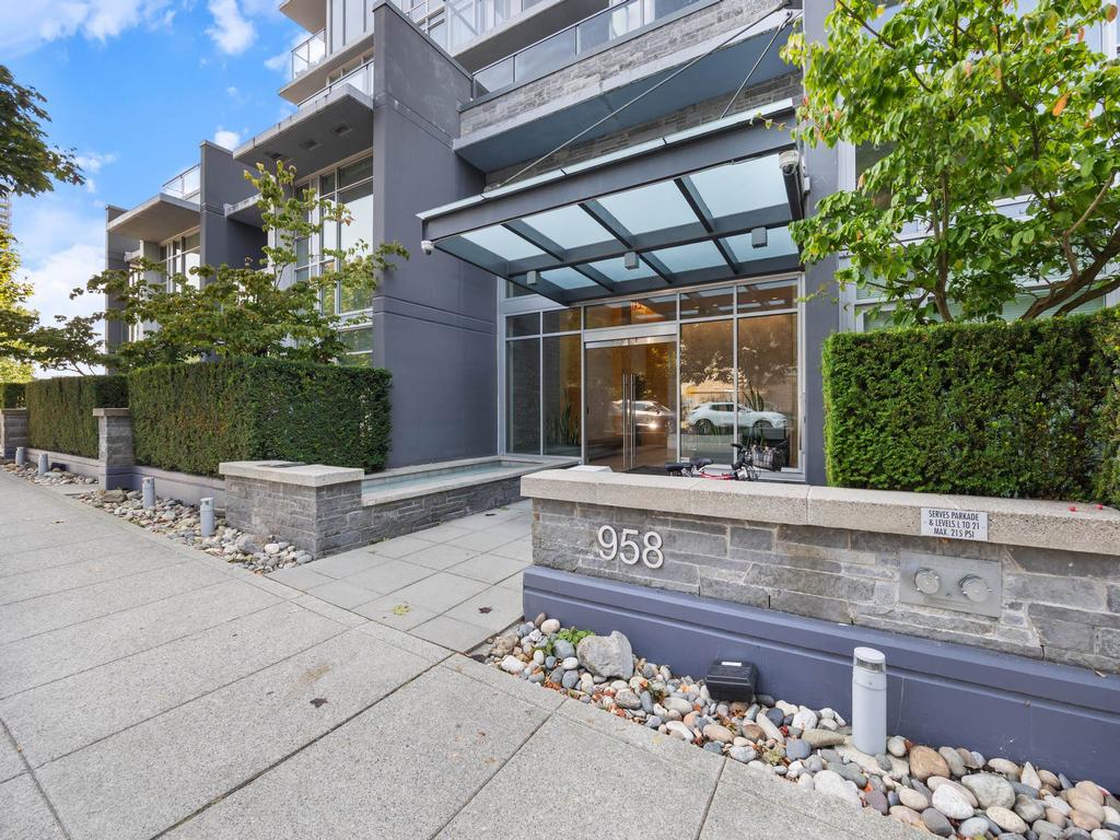 Listing Image for R3090090