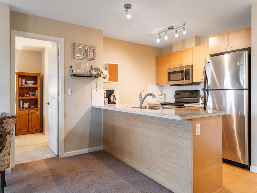 Listing Image for R3090092