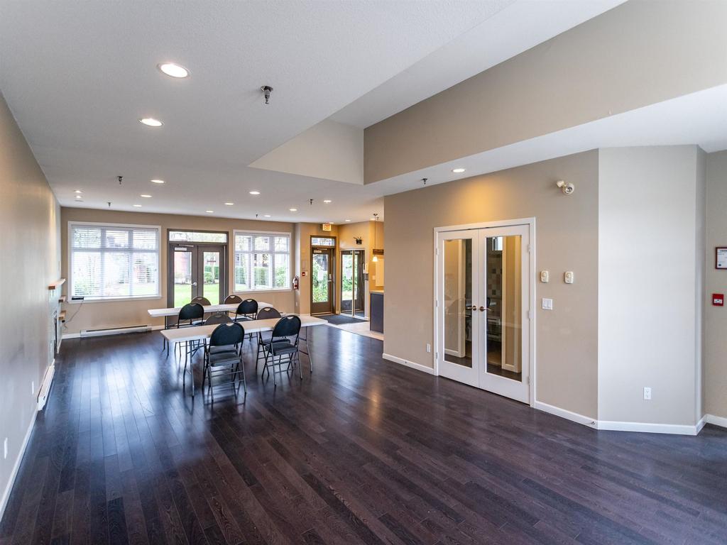 Listing Image for R3090092