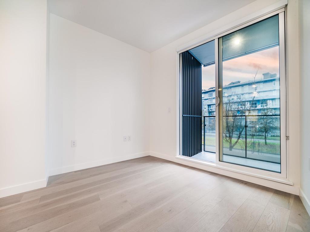 Listing Image for R3090095