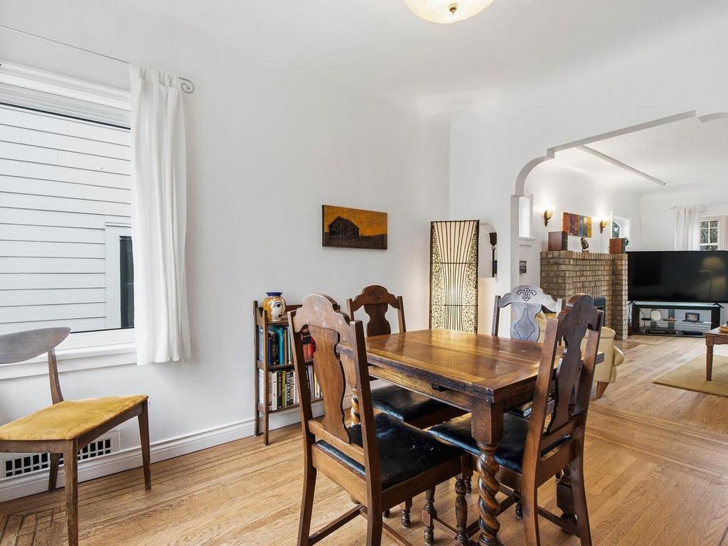 Listing Image for R3090099