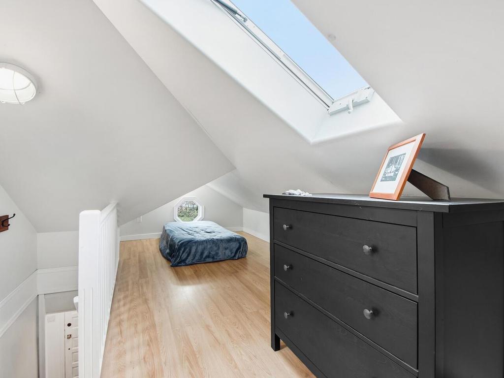 Listing Image for R3090099