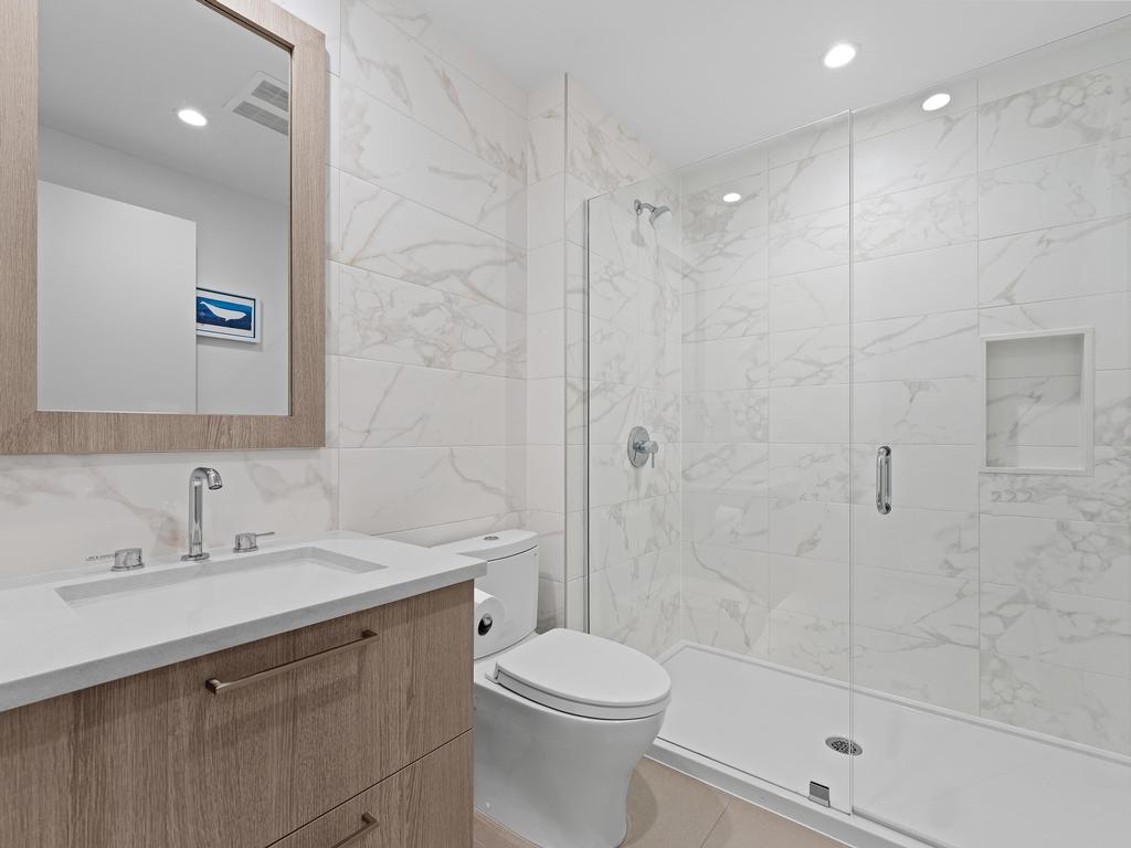 Listing Image for R3090101