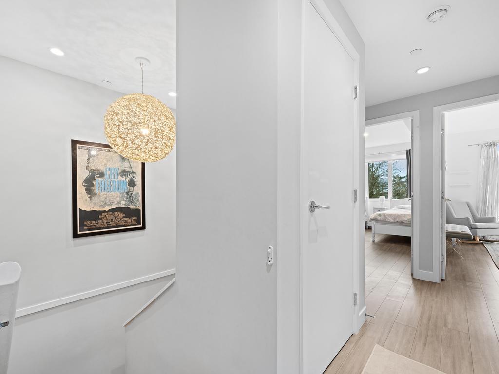 Listing Image for R3090101