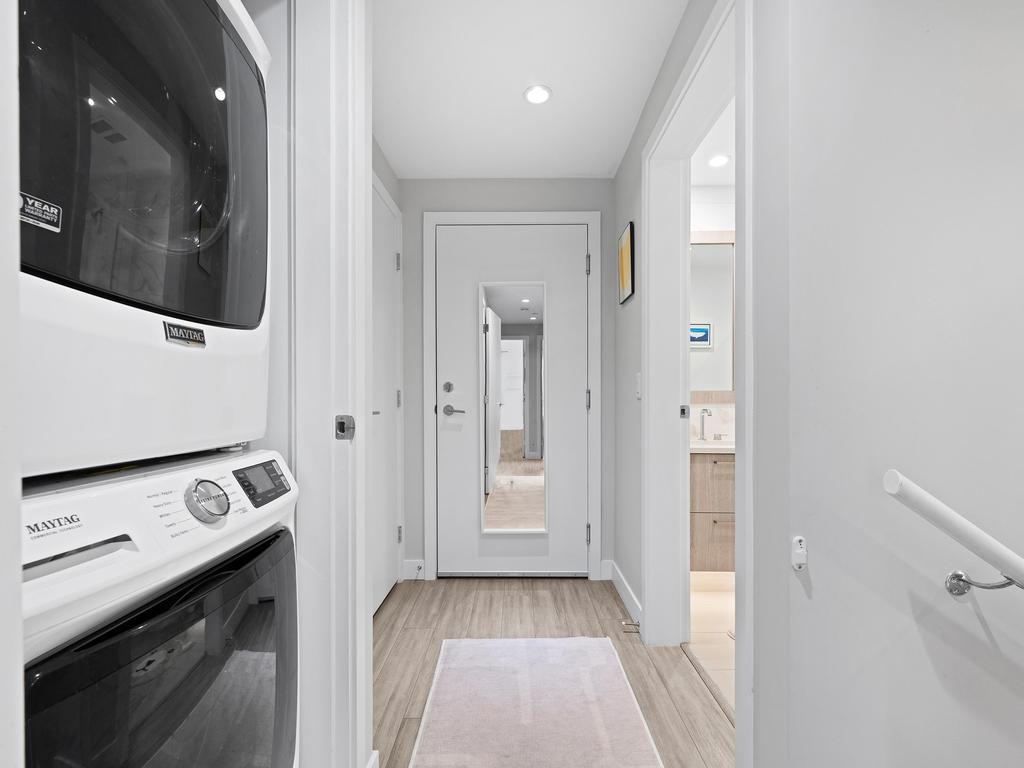 Listing Image for R3090101