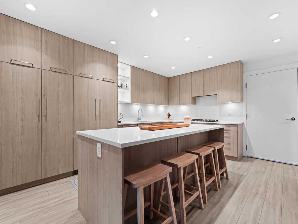 Listing Image for R3090101