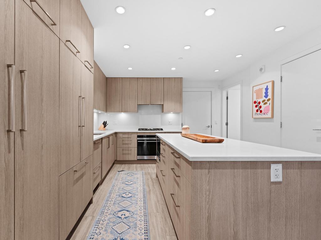 Listing Image for R3090101