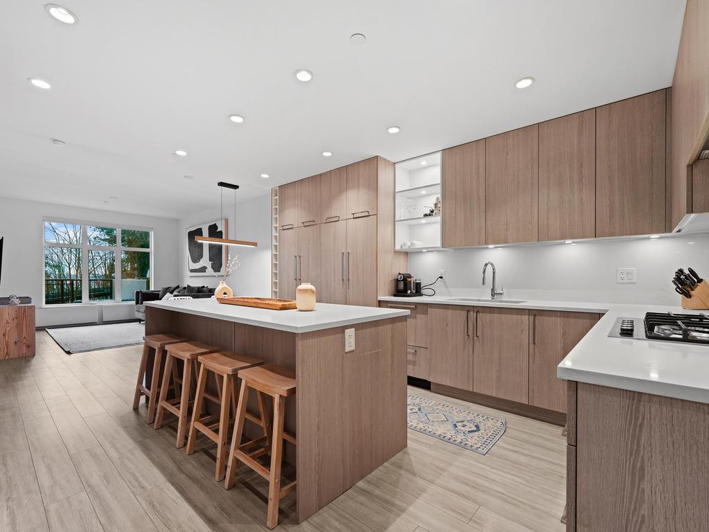 Listing Image for R3090101