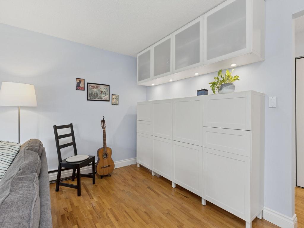 Listing Image for R3090117