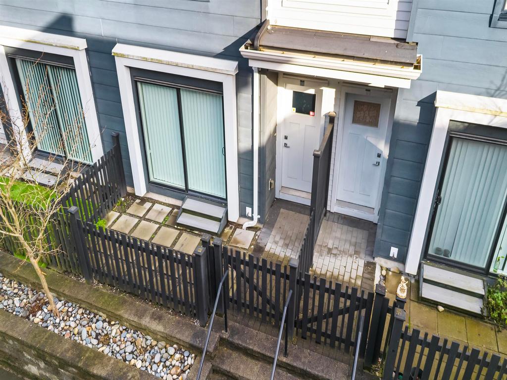 Listing Image for R3090118