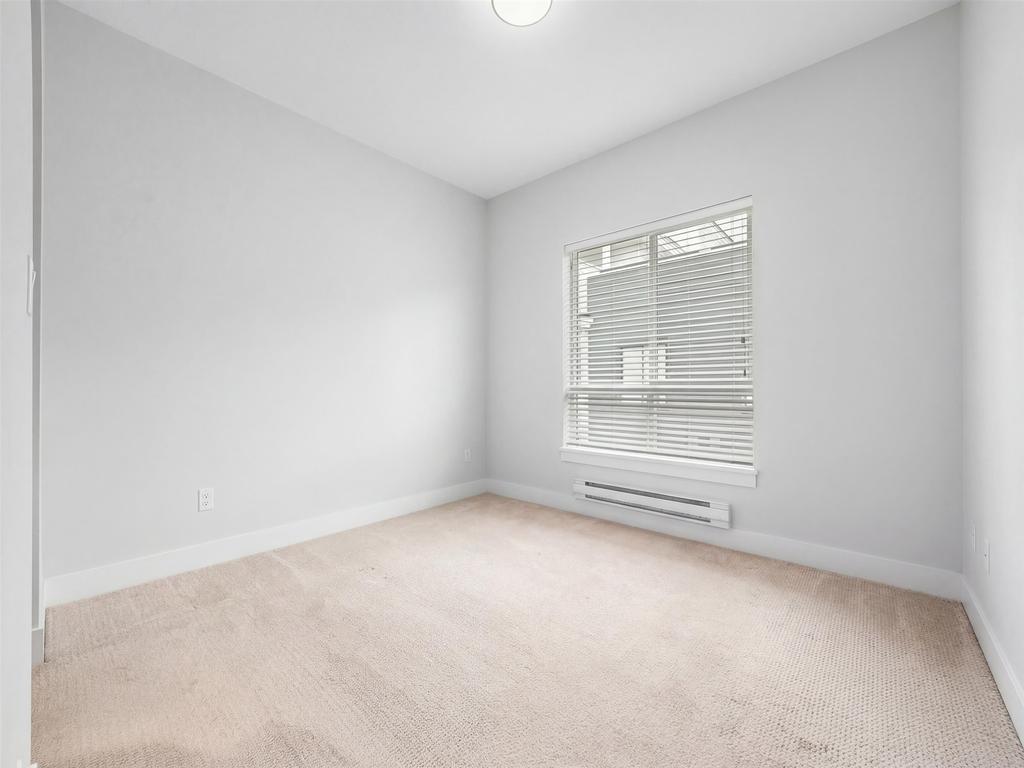 Listing Image for R3090118