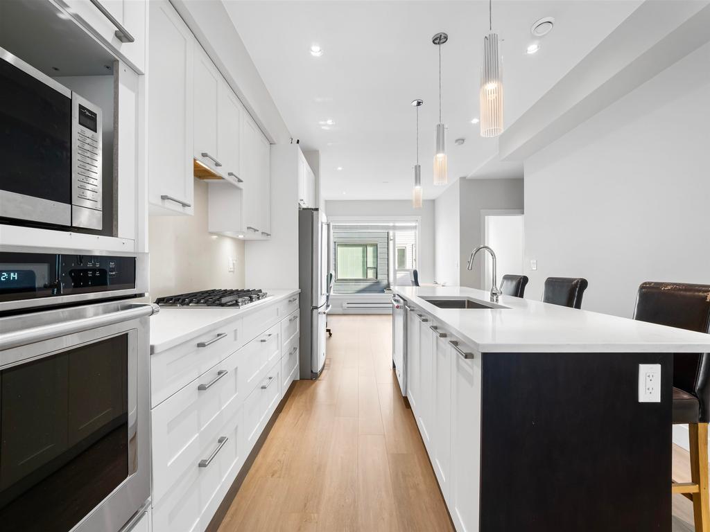 Listing Image for R3090118