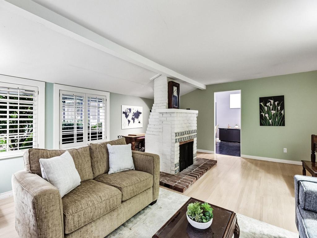 Listing Image for R3090119