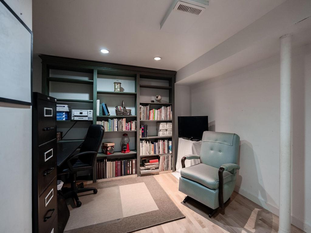 Listing Image for R3090119