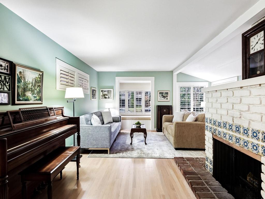 Listing Image for R3090119