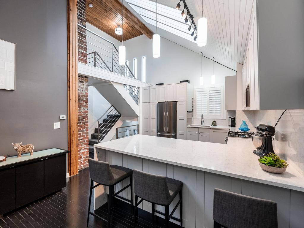 Listing Image for R3090119