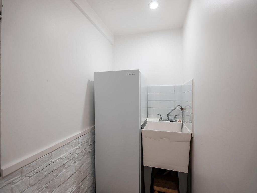 Listing Image for R3090119