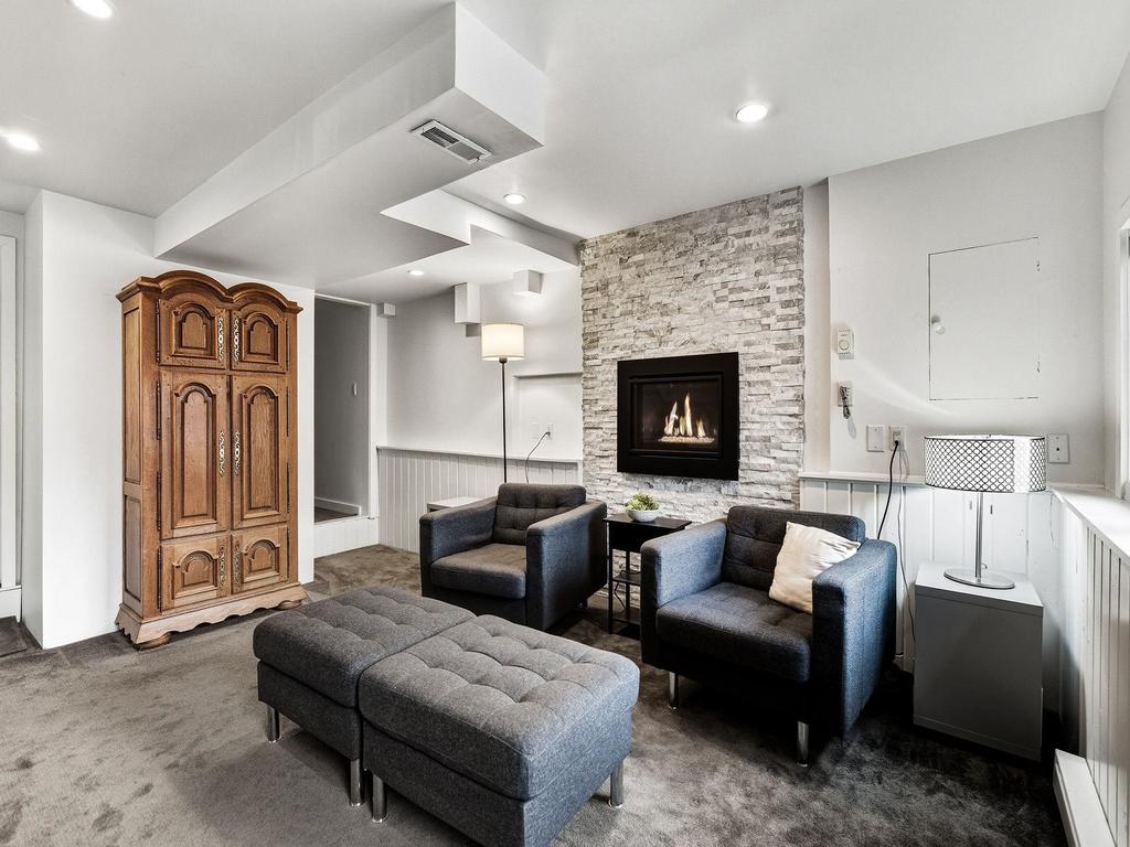 Listing Image for R3090119