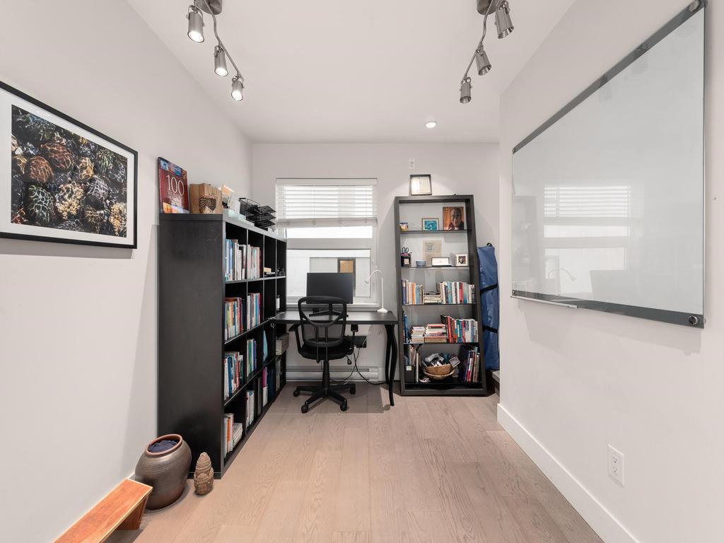 Listing Image for R3090122