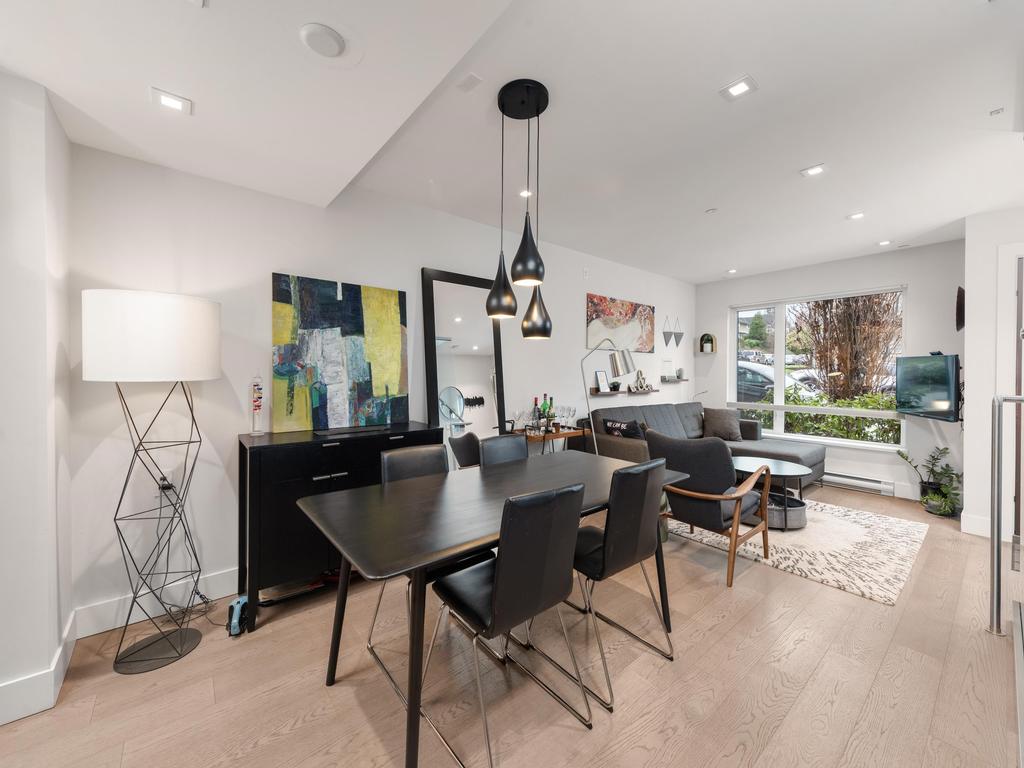 Listing Image for R3090122