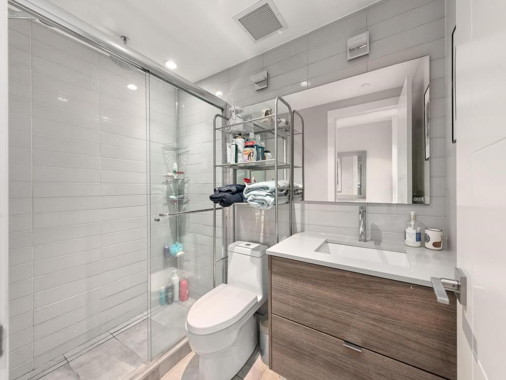 Listing Image for R3090122