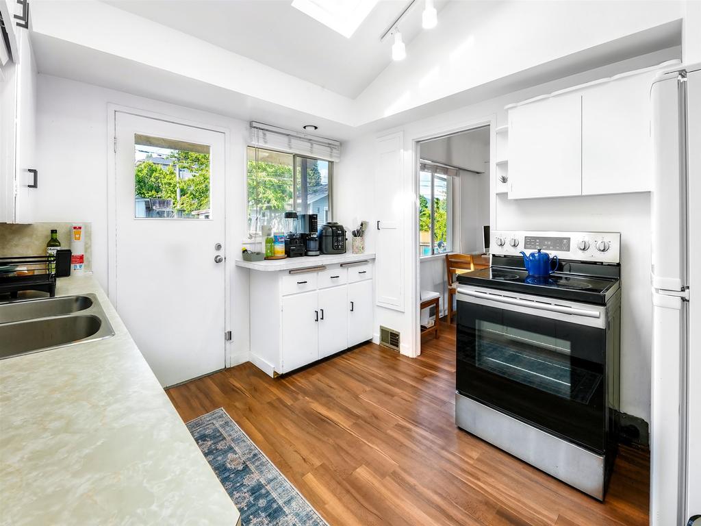 Listing Image for R3090126