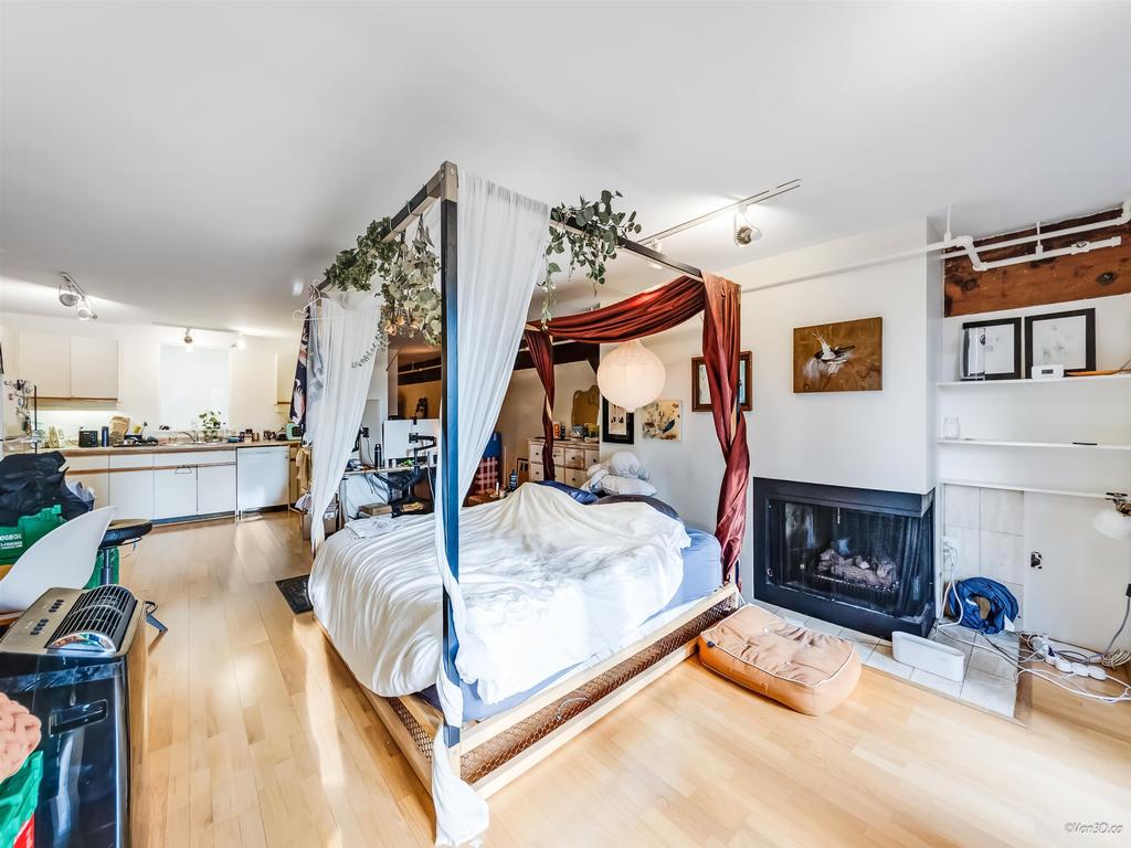 Listing Image for R3090129