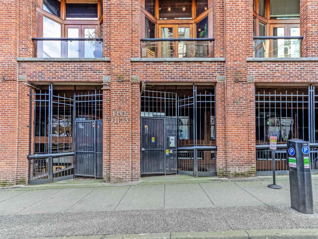 Listing Image for R3090129