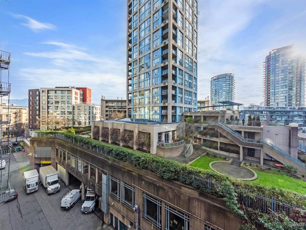 Listing Image for R3090129