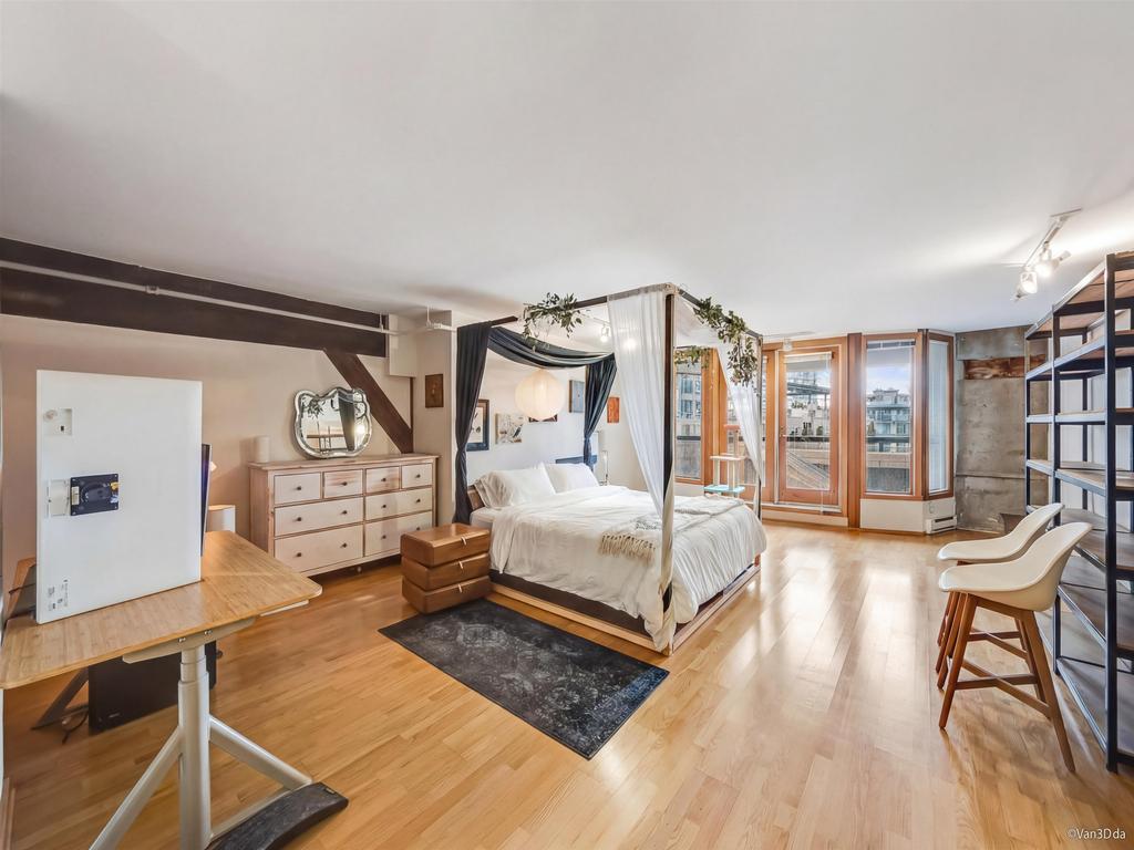 Listing Image for R3090129