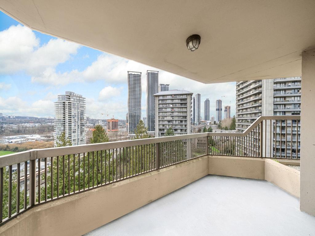 Listing Image for R3090131