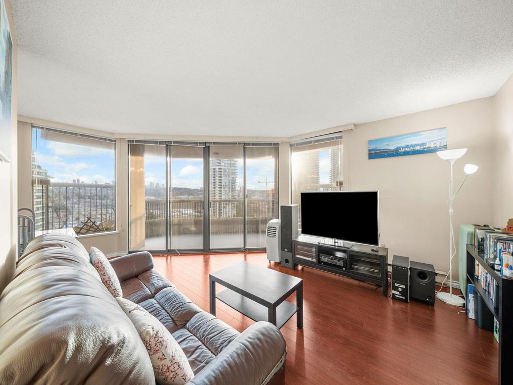 Listing Image for R3090131