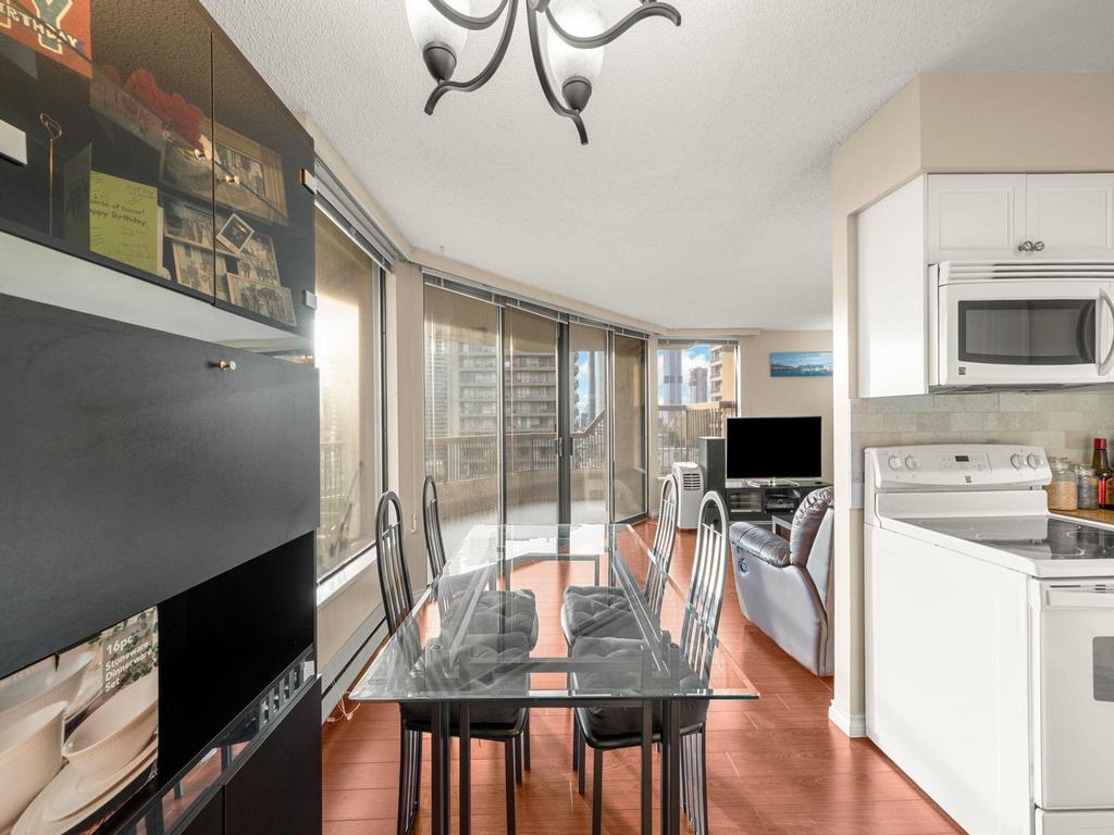 Listing Image for R3090131