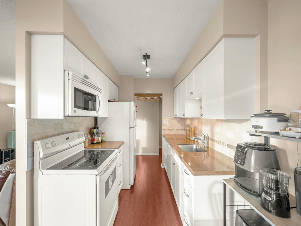 Listing Image for R3090131