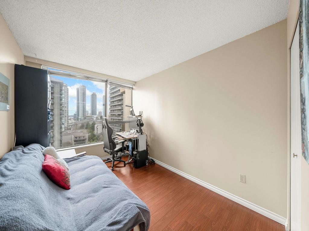 Listing Image for R3090131