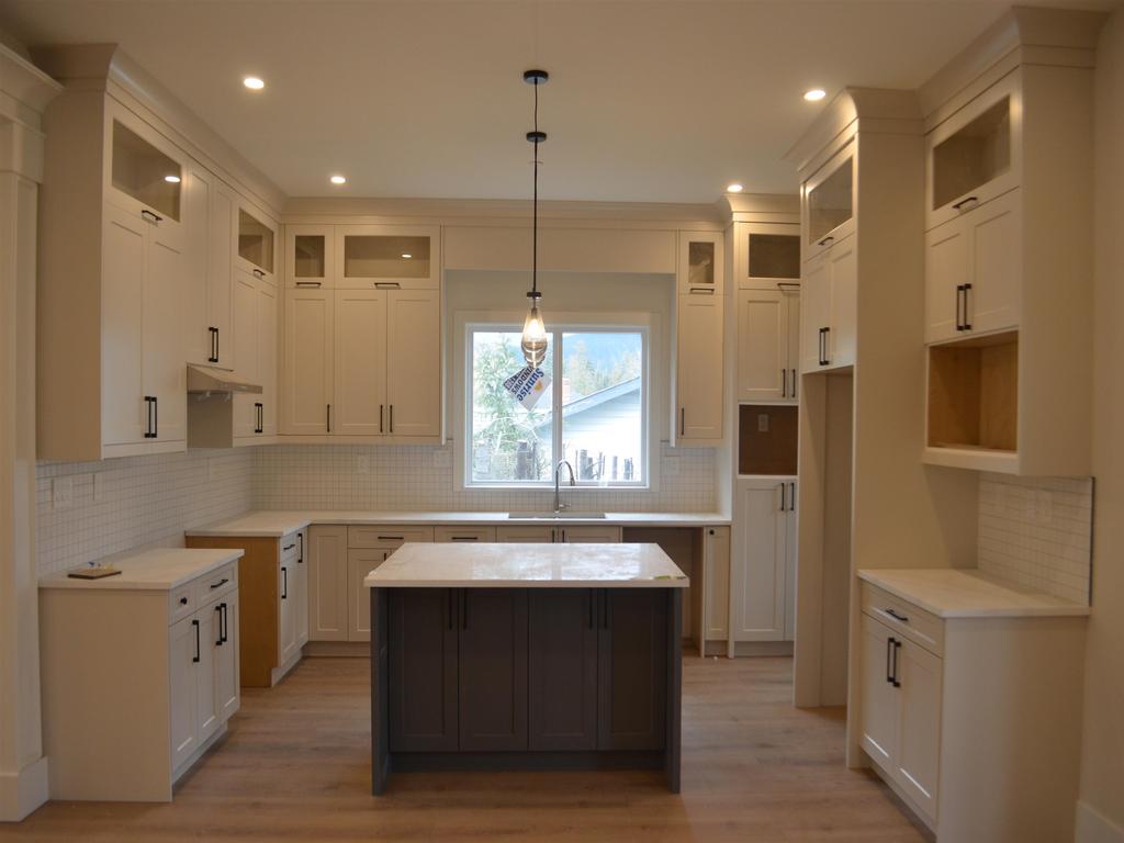 Listing Image for R3090145