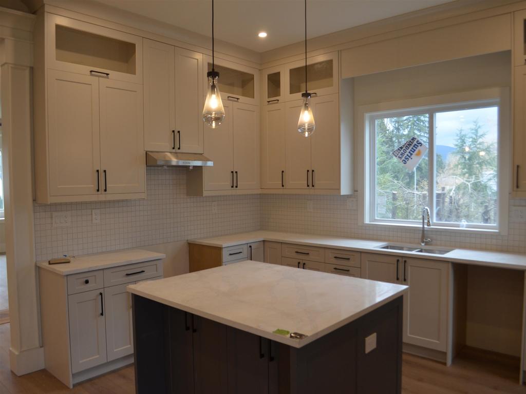 Listing Image for R3090145