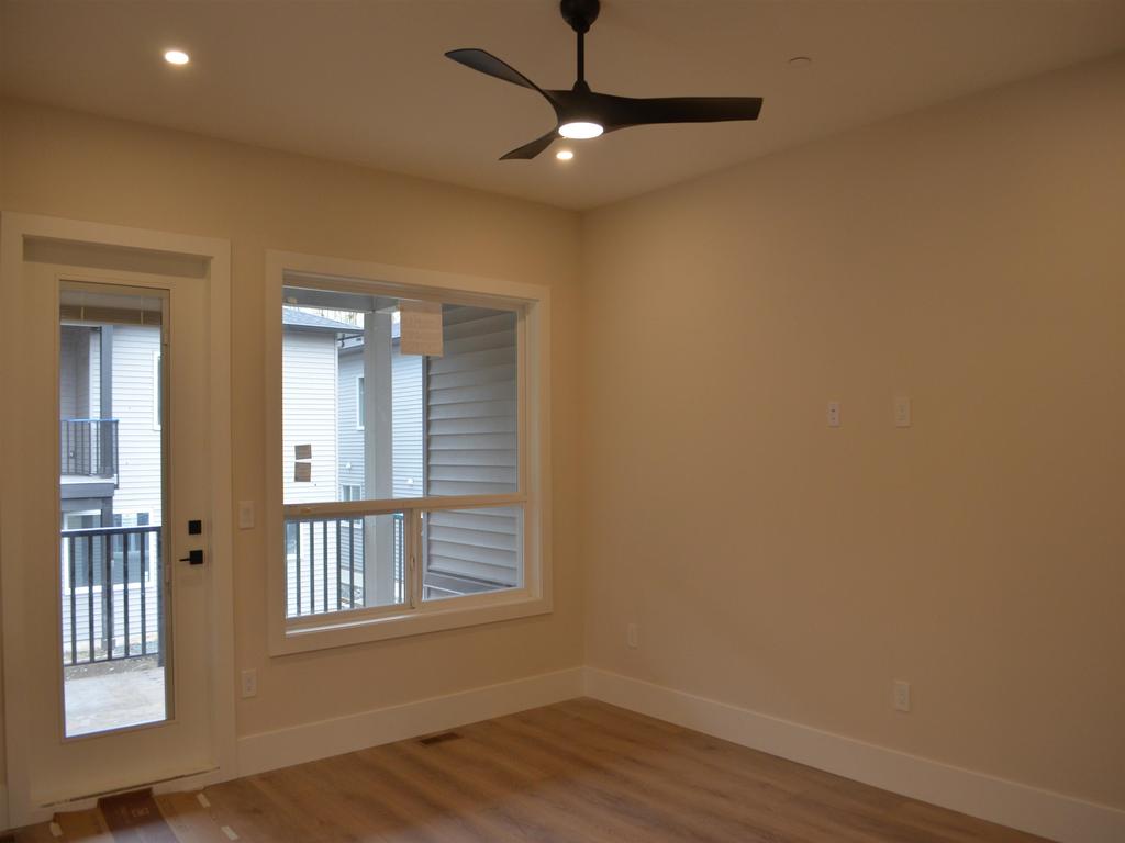 Listing Image for R3090145