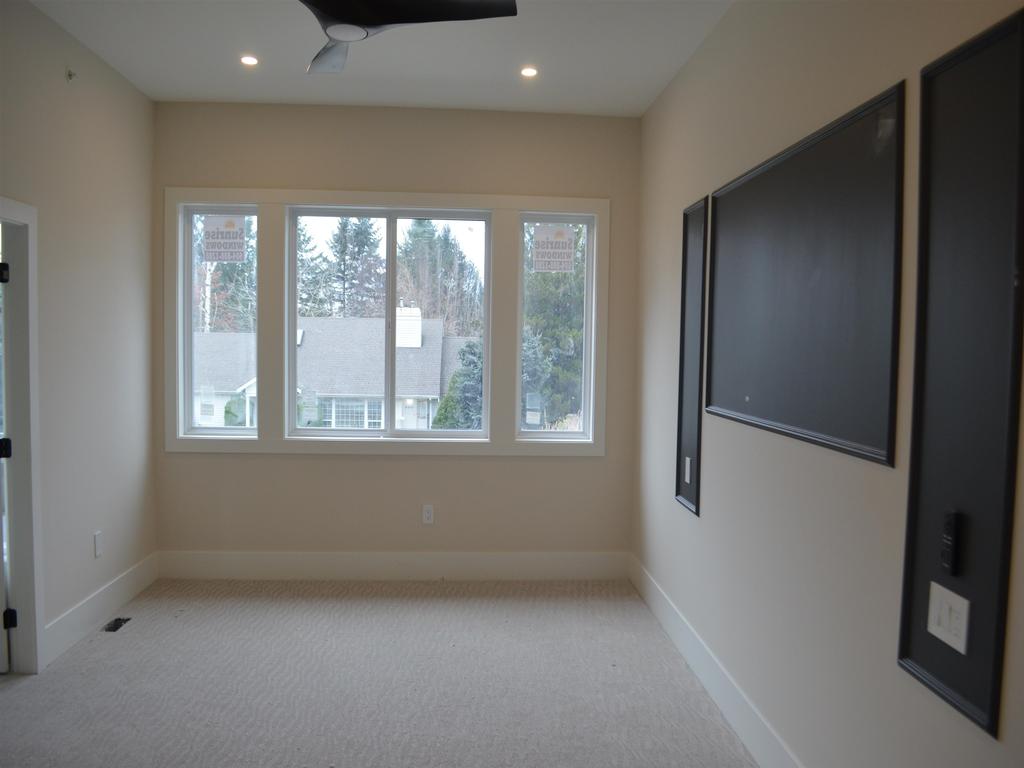 Listing Image for R3090145