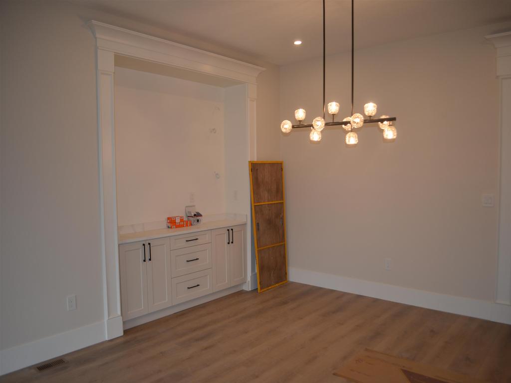 Listing Image for R3090145