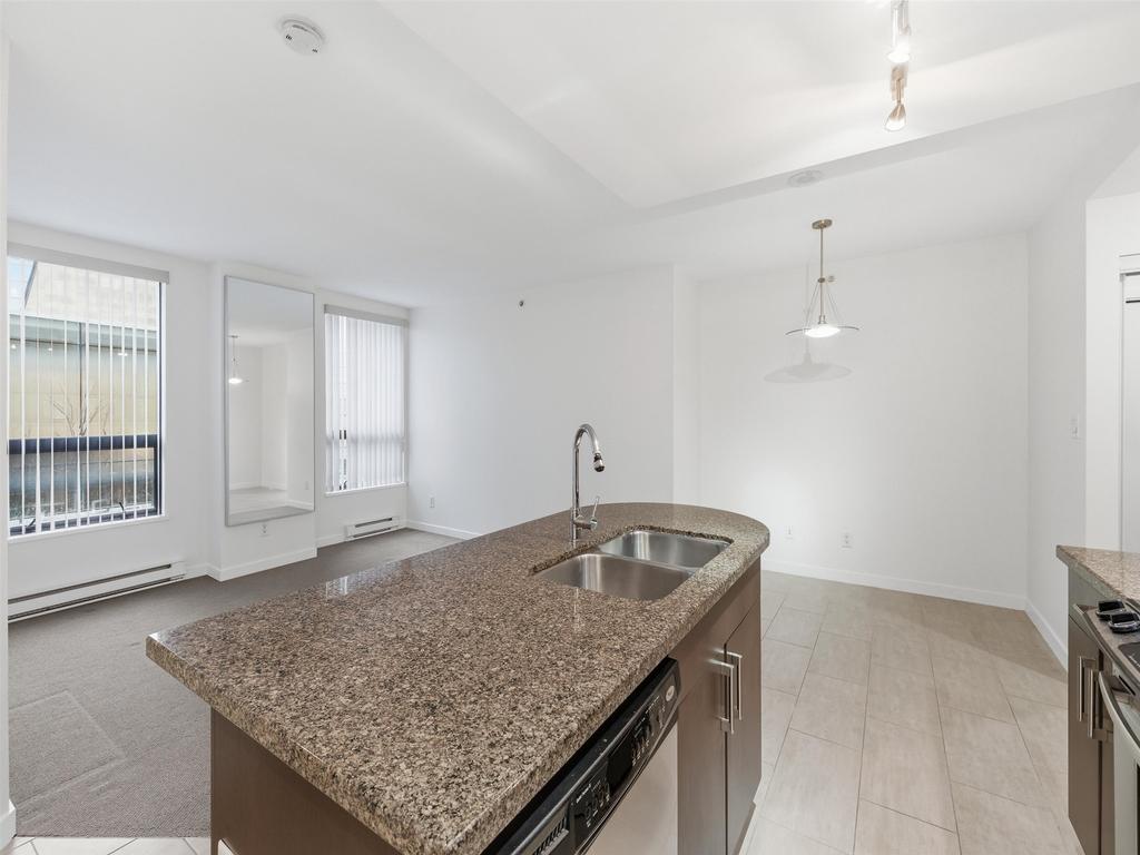 Listing Image for R3090146