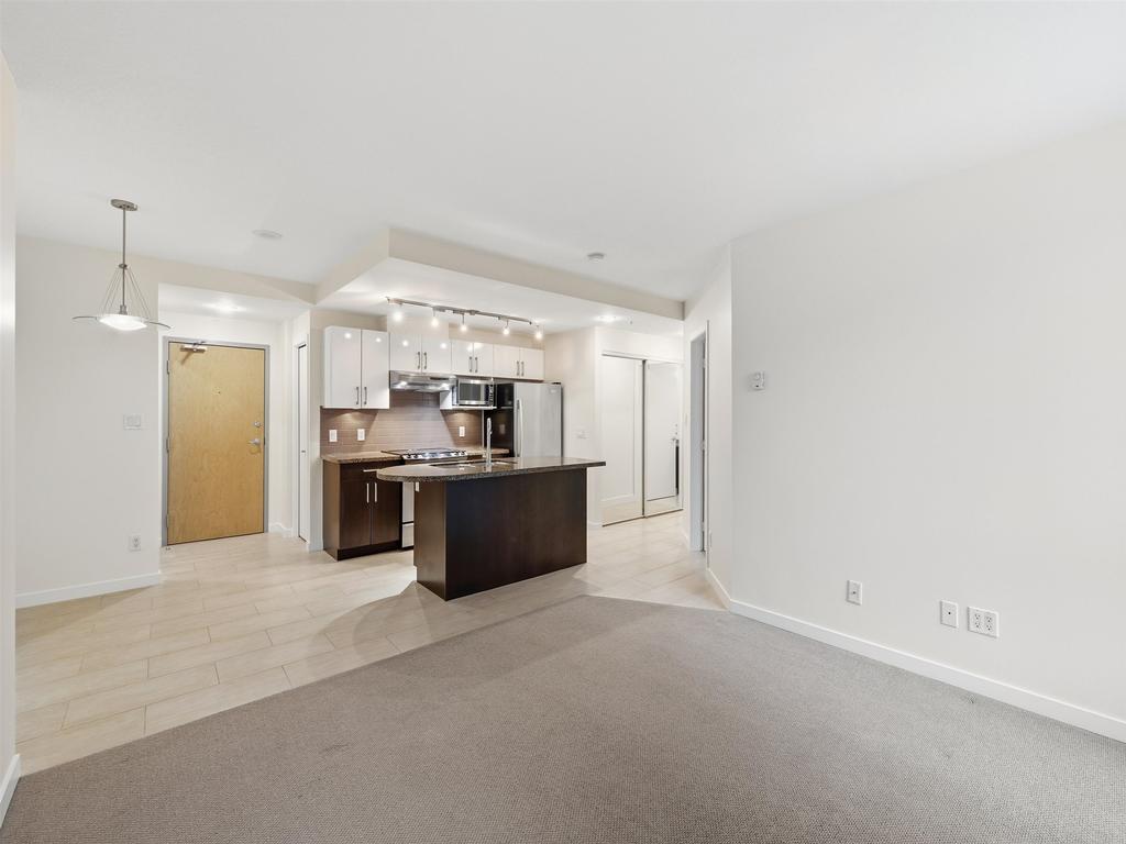 Listing Image for R3090146