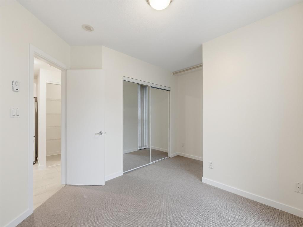 Listing Image for R3090146