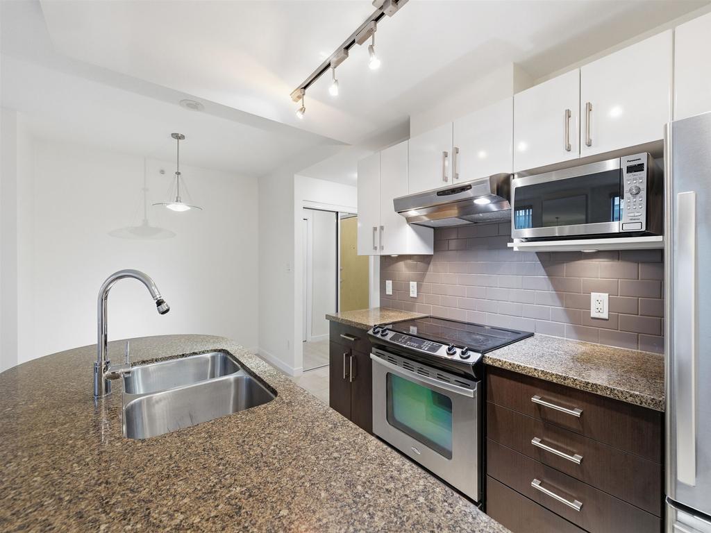 Listing Image for R3090146