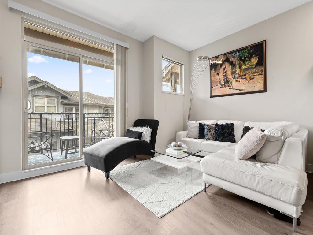 Listing Image for R3090147