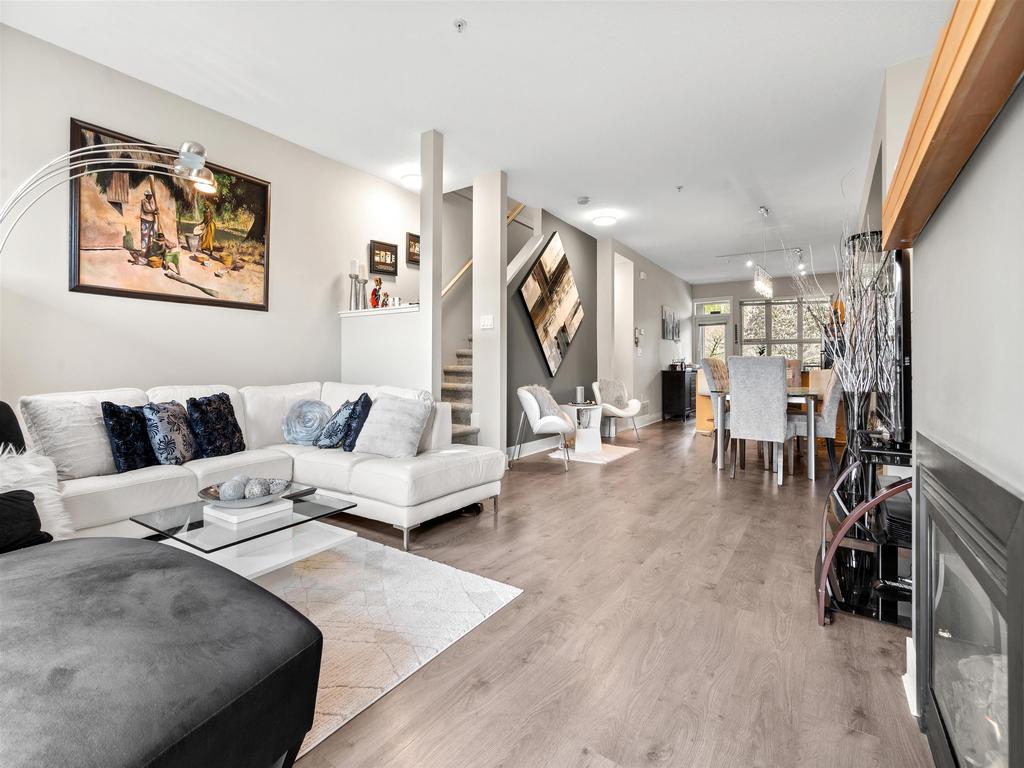 Listing Image for R3090147