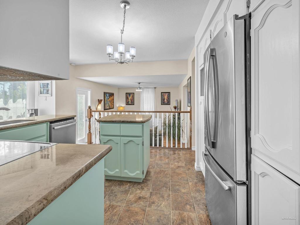 Listing Image for R3090149