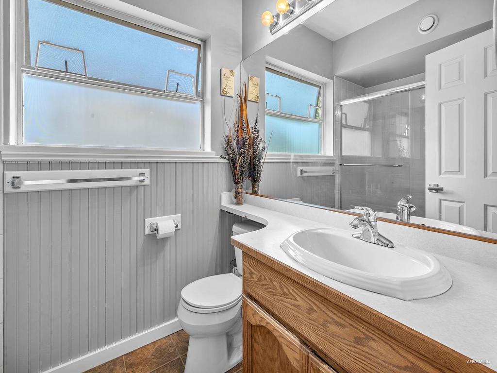 Listing Image for R3090149